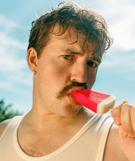 melodicmag's tweet image. Kai Bosch expresses his love in new song “Summer of Love” melodicmag.com/news/kai-bosch…