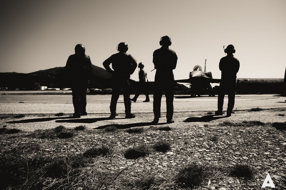 kiloalpha87's tweet image. 70 Χρόνια 343 Μοίρα.
Φωτογραφίες απο το επετειακό λεύκωμα
Χρόνια Πολλά Αστέρια⭐️⭐️⭐️⭐️⭐️