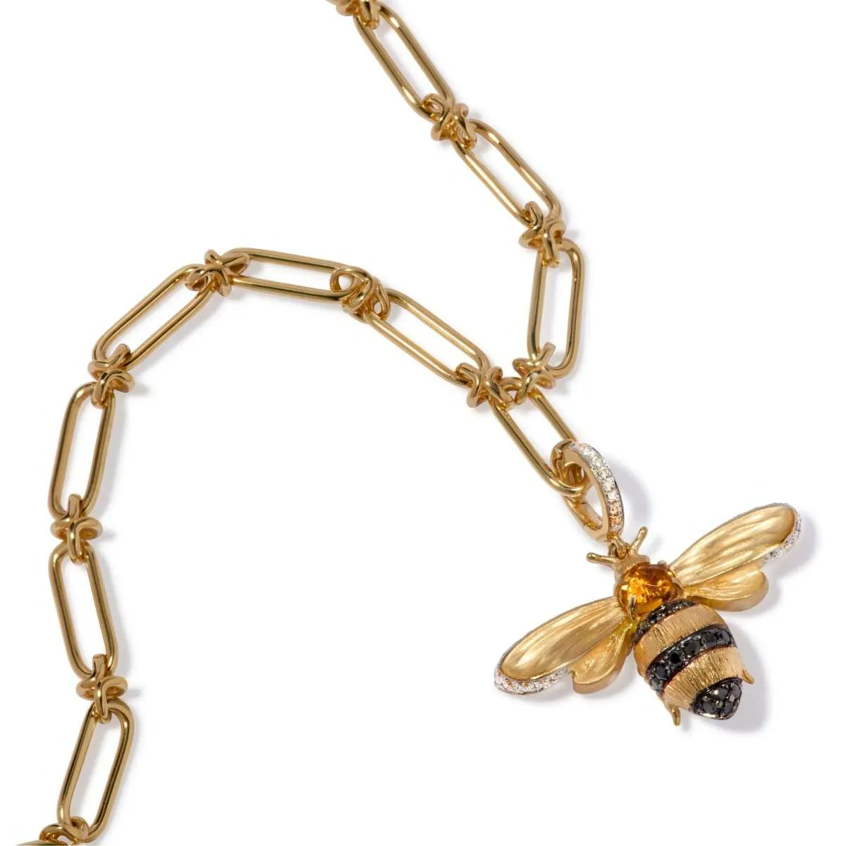 About_Rocks's tweet image. New #jewellery launches: Everything we want to own right now somethingaboutrocks.com/article/new-je…