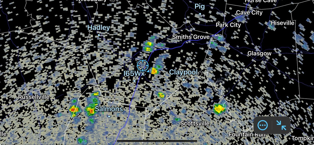 I65WxSils's tweet image. Few Isol’d storms trying to pop up now; clouds are percolating above us in SoKY.