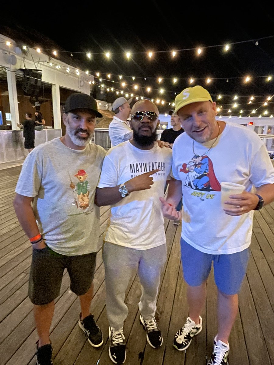 ALL_WEDO_ISWORK's tweet image. HBD (July Two Four)
to the Mayor of ——-.
Mr. I’ll battle you at the Western Front himself @Czarface_Eso
