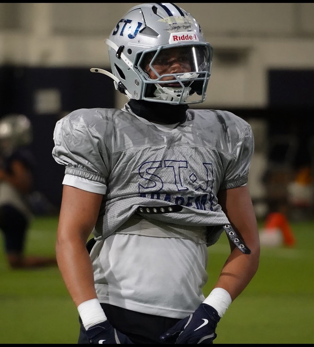 DangeloDuarte1's tweet image. LOCKED IN π
Any college coaches looking to offer a 2027 RB!
If so donβt hesitate to contact me or any of my coaches !
@_notmyles_ @OvertonDarryl @CoachKdOtf @CoachOvertonJ
@CoachBTSTJ
#classof2027
#StJamesAcademy
#Godisincontrol βοΈ