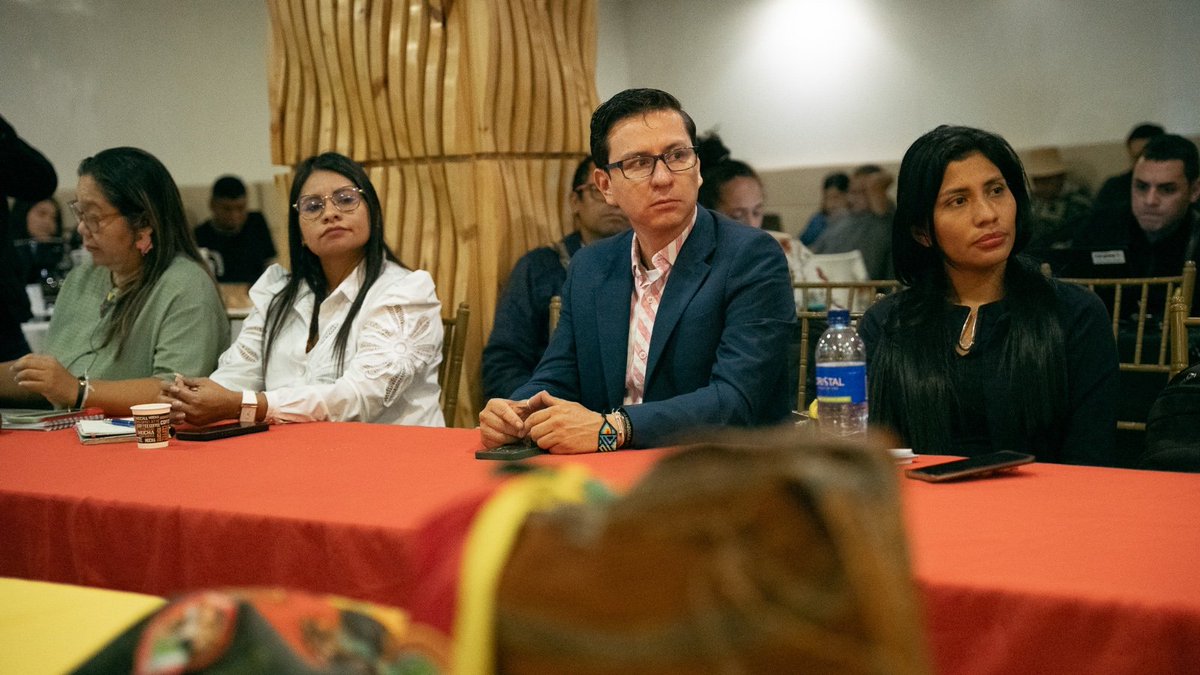 Este proceso de transición no solo representa el relevo de responsabilidades, sino la renovación de un mandato colectivo tejido desde la palabra, el territorio y los sistemas de conocimiento propio. El empalme es también un acto de unidad entre generaciones de lucha, donde el