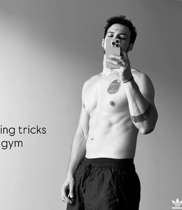 gitmekister's tweet image. kıyasladıkları adama bakın KLJSDFJKDSGDLSJKGFLJKFDSGDSGŞSADKLGFJJKSGŞDF