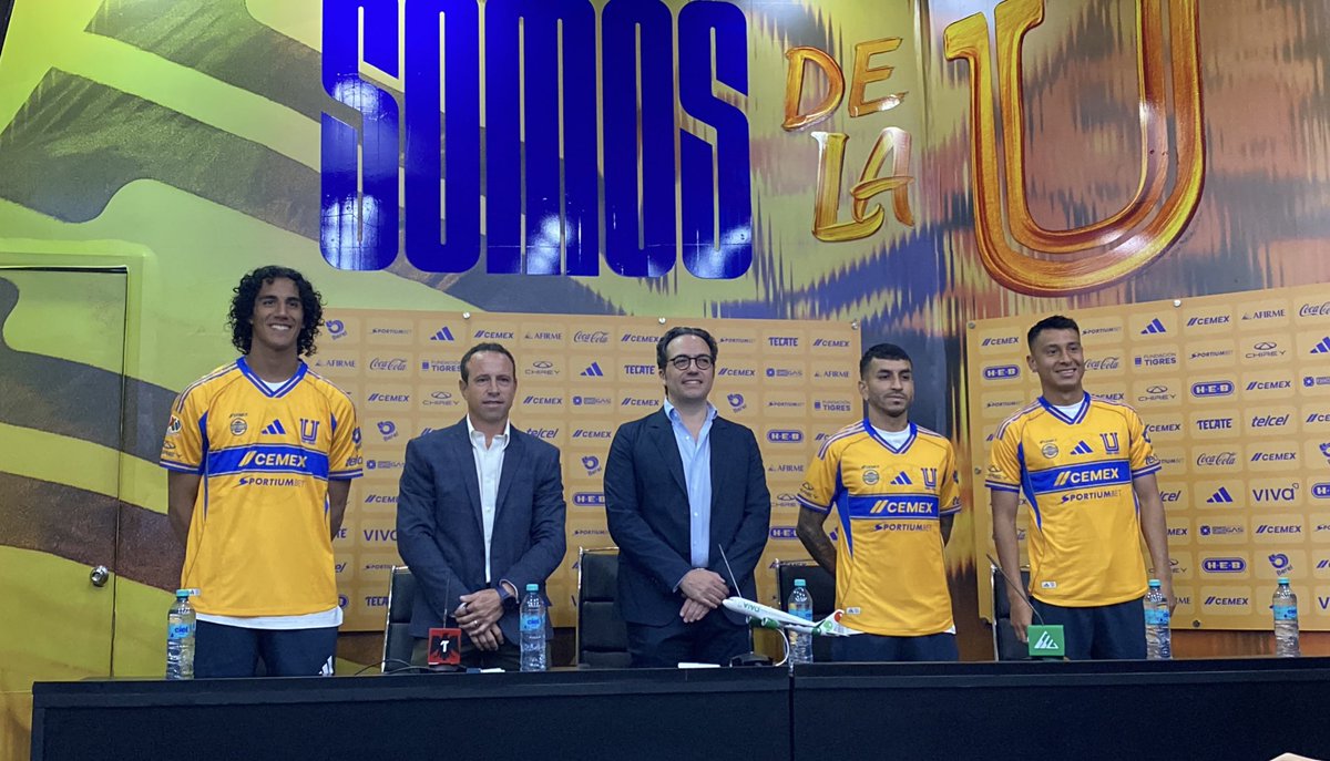 LISTOS LOS REFUERZOS

<a href="/AngelCorrea32/">Angel Correa</a> , Ivan ‘Gacelo’ López y Antonio Carrera ya fueron Presentados como nuevos jugadores de <a href="/TigresOficial/">Club Tigres 🐯</a>

<a href="/somoscalientetv/">Caliente TV 🔜 FOX</a>