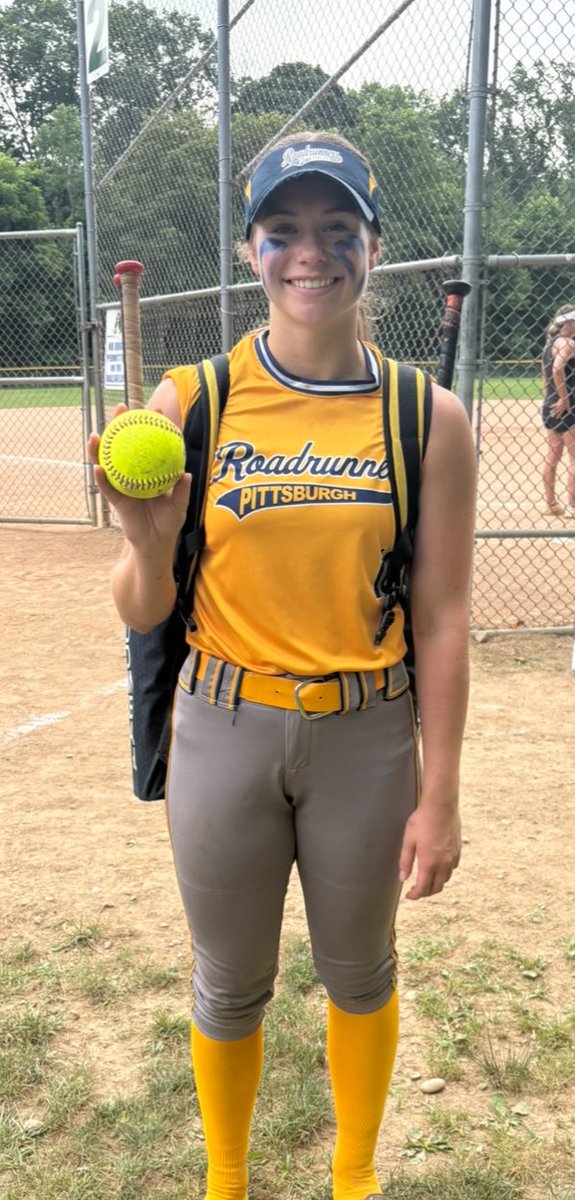 2008PLR's tweet image. Started off the weekend with 2 wins. Congrats to @Machajewski2026 and @MadisonP1021 for their shots! 💣💣