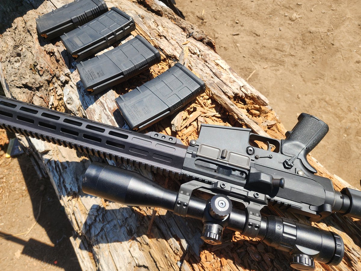Sometimes it's not about building a lightweight rifle. It's about making a heavy rifle lighter. Warne's HyperLite MSR #scopemount on an #LR308 

<a href="/kakindustry/">KAK Industry</a>  #mlok rail 
<a href="/PrimaryArms/">Primary Arms, LLC</a>  #riflescope

warnescopemounts.com/search.php?sea…