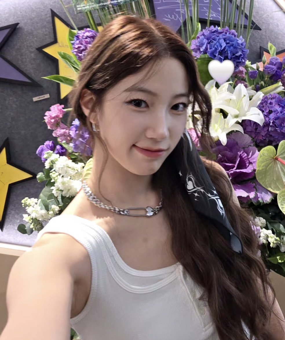Daily_Zuha's tweet image. #KAZUHA #LE_SSERAFIM #카즈하 #르세라핌