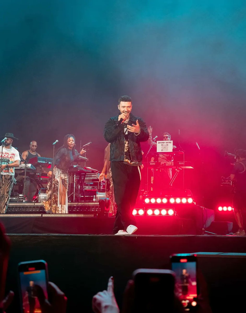 jtrocks_'s tweet image. Justin Timberlake, Dinamo Arena, Tbilisi, Geórgia (2025) 📷 gatinart | galeriajtrocks.blogspot.com