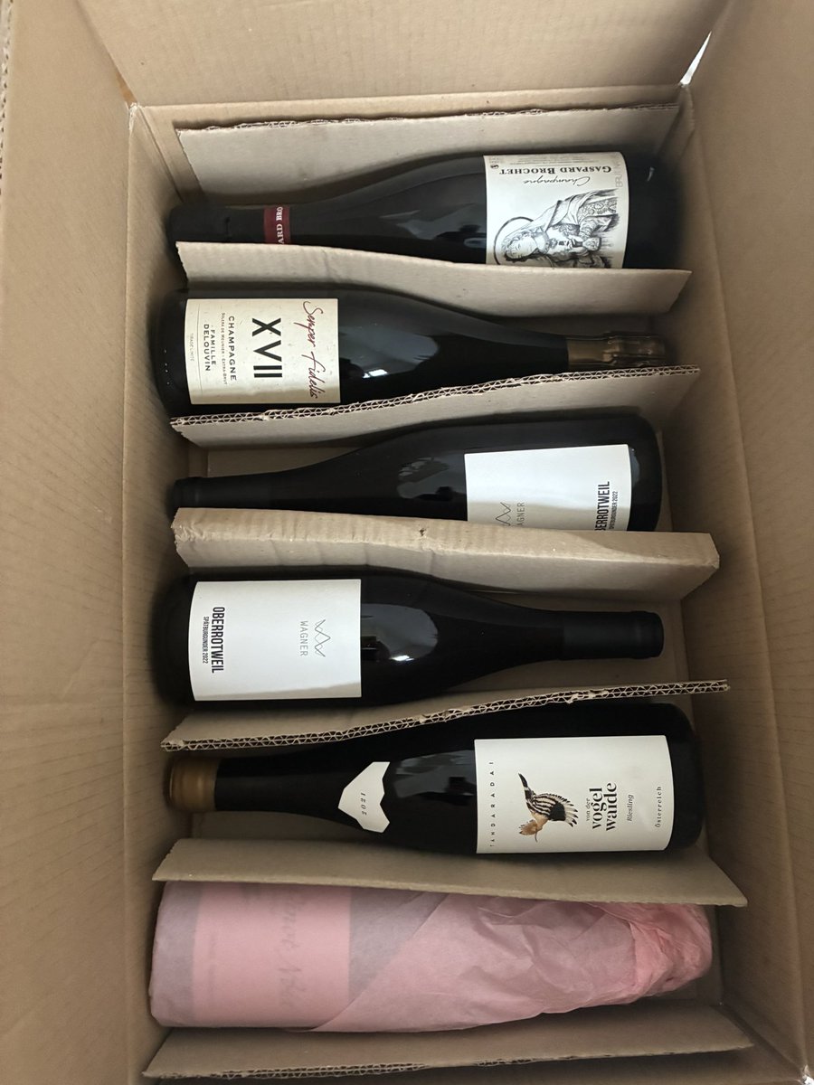 ”Systembolaget är såååå bra . Sortimentet är såå bra” 🙃😎

Ignorance is bliss

Alltid ett nöje ! <a href="/WinescoutSe/">winescout.se</a> 
🔥🔥👑👑