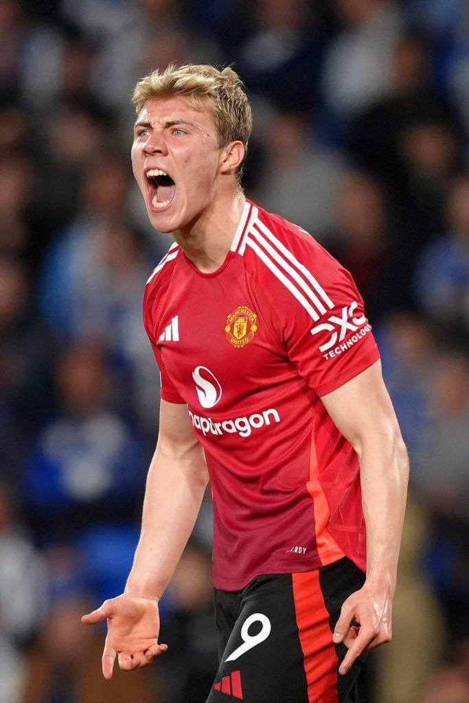 kelvin__utd's tweet image. โข Gyokeres rejected us
โข Isak rejected us
โข We rejected Jackson
โข Every mid table striker rejected us
โข Itโs time for my boy to make them regret it next season