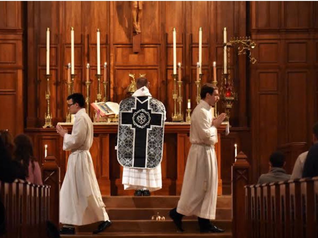 FriarJ's tweet image. Some pictures from the DOMINICAN RITE
#CatholicTwitter #CatholicX #Catholic