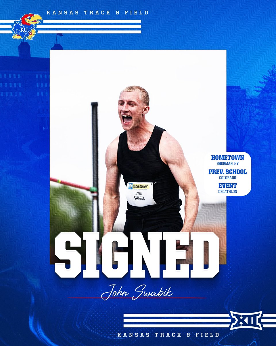 Signed. 🖊️🤩

#RockChalk