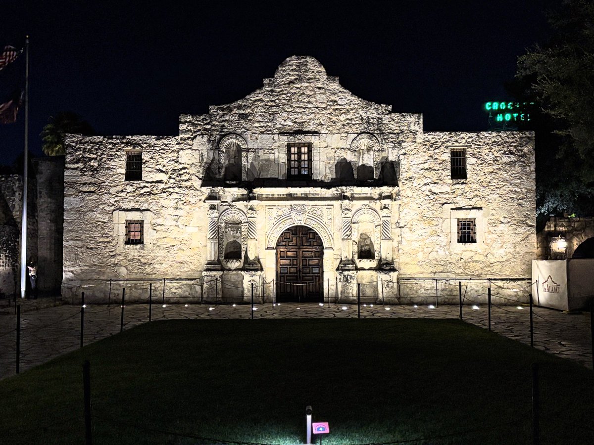scottpfeil's tweet image. I asked to go to the basement. They threw me out.