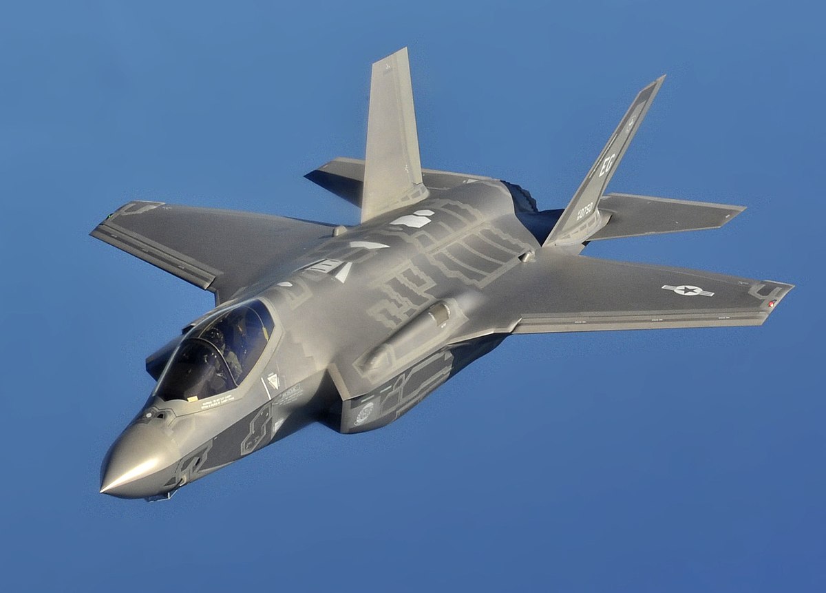 David_Y3's tweet image. Saudi Arabia, Turkey, and other Muslim countries should focus on developing powerful fighter jets.
Instead of only buying weapons, they must produce their own — only then will the nation truly progress.
