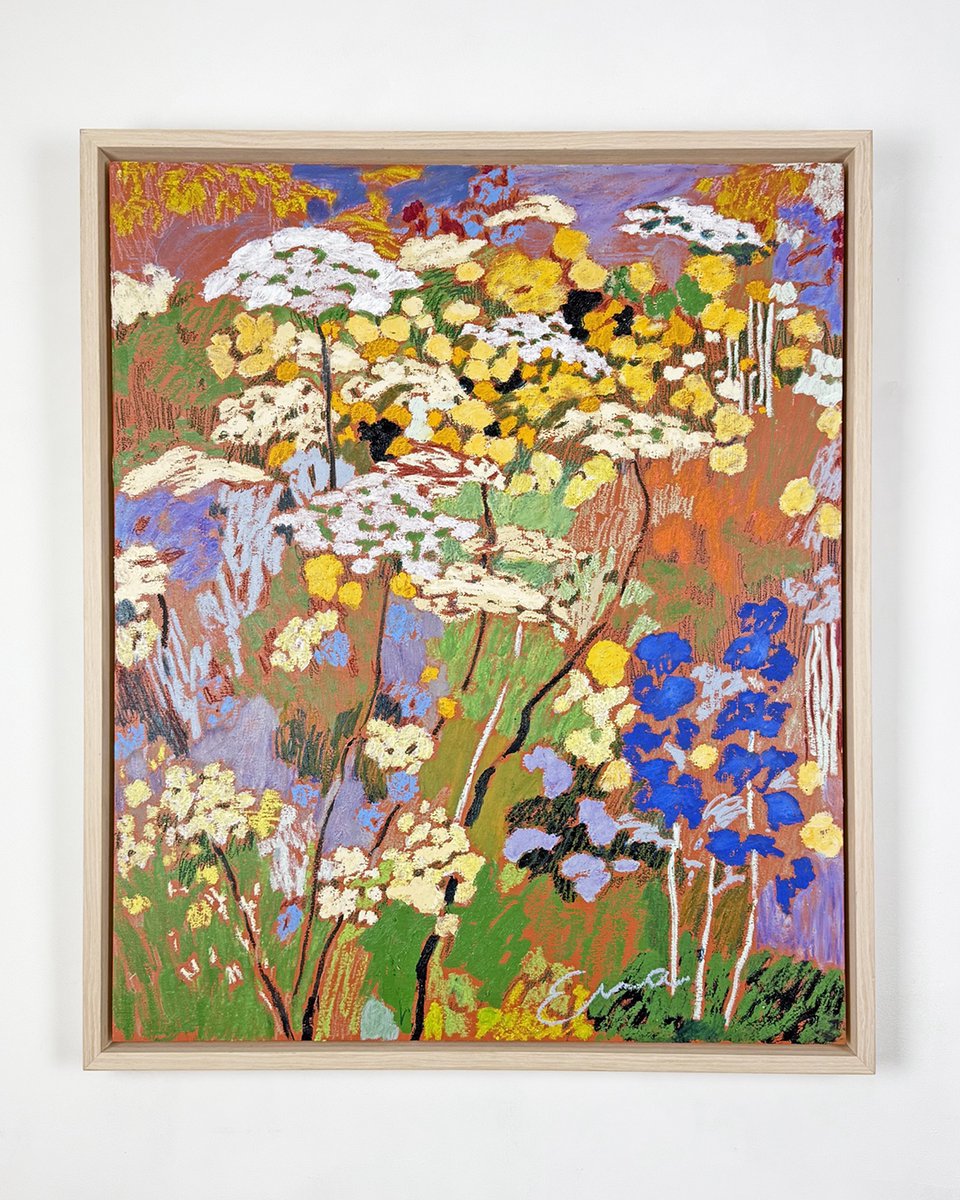 Giving a warm welcome to our newest artist, Eva Ray! An artist who specialises in artworks made with oil stick on panel inspired by the motion and colour palette of the natural landscape.