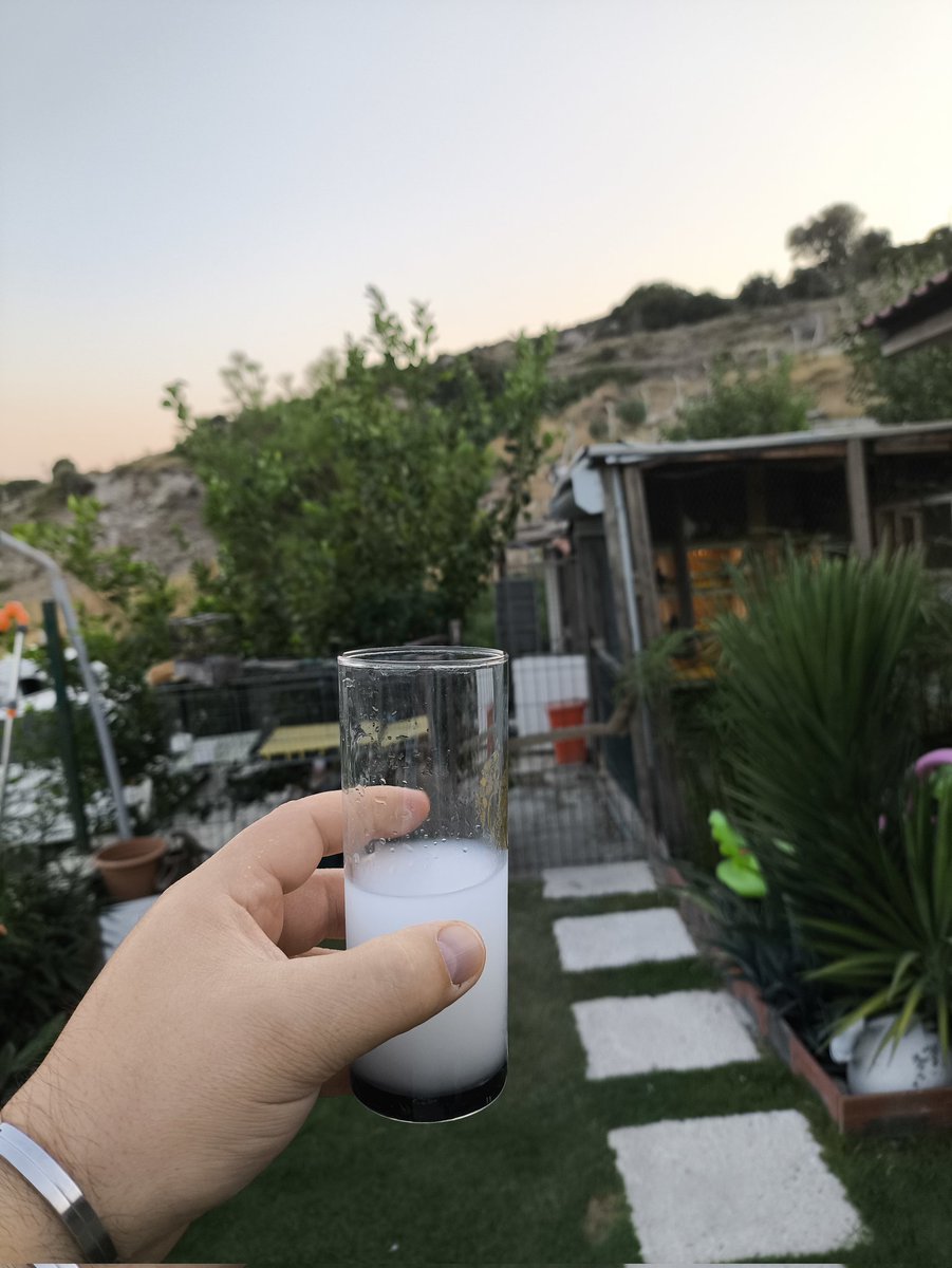 Vaktidir. Haydi varsa şerefine 🥂