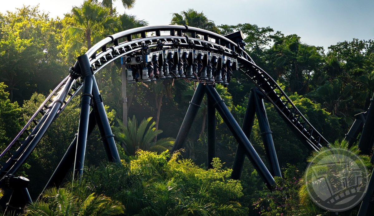 Thrilltography1's tweet image. Modern, prehistoric hangtime in the jungle.
Velocicoaster, @UniversalORL