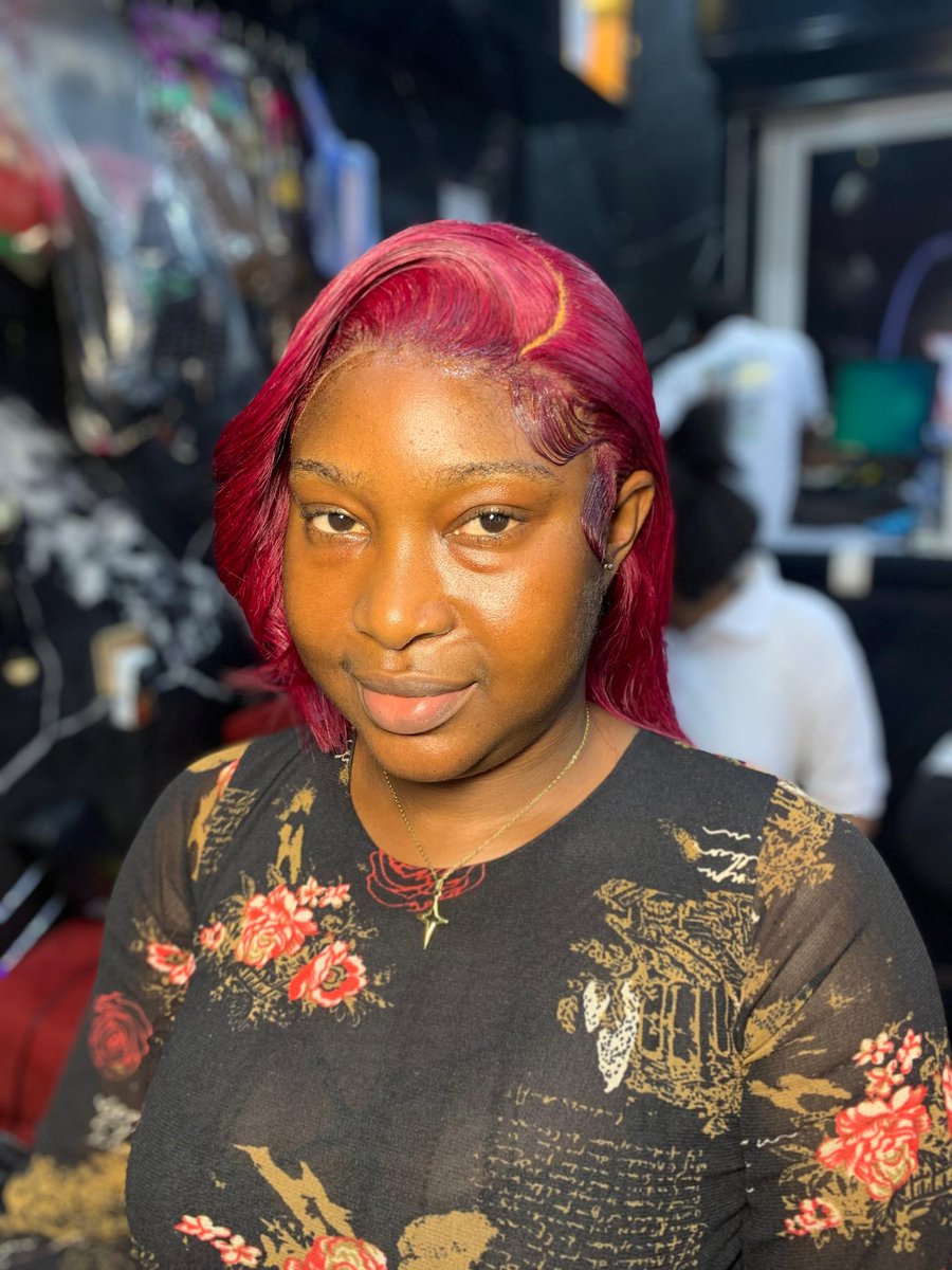 hilopeksalon's tweet image. Laid to perfection✨

Our flawless frontal installation gives you that natural hairline and unmatched confidence. 

Only at Hilopek, where beauty meets perfection 🥰 

#saloninuyo #frontalinstall #uyo #fypシ