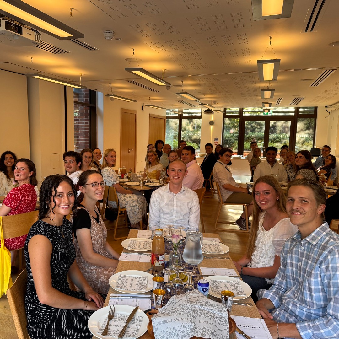 Shabbat Shalom from the Woolf Summer School! We are grateful to our own Dr. Emma Harris for hosting our Woolf Family for the third annual Woolf Shabbat Dinner. 
.
.
#ShabbatShalom #Woolf Institute #SummerSchool
