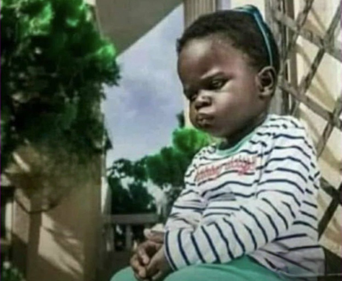 FabrasM's tweet image. Webituse jersey ngenda jegurira naye nemdabayo ansaba urgent 5k ajja kumpurira...😒😒