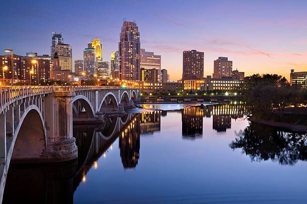 Optica_FVM's tweet image. 👁️⏳ 2 weeks left to submit your abstract to Optica FVM!

Join us Oct 2-5 in the Twin Cities for the latest #VisionScience:
🧠 Highlights: Susana Marcos (Tillyer), Austin Roorda (Boynton), and Gordon Legge (Tillyer &apos;24)
🥂 Reception @ CMRR
🔗 osafallvisionmeeting.org 
📅 due Aug 8