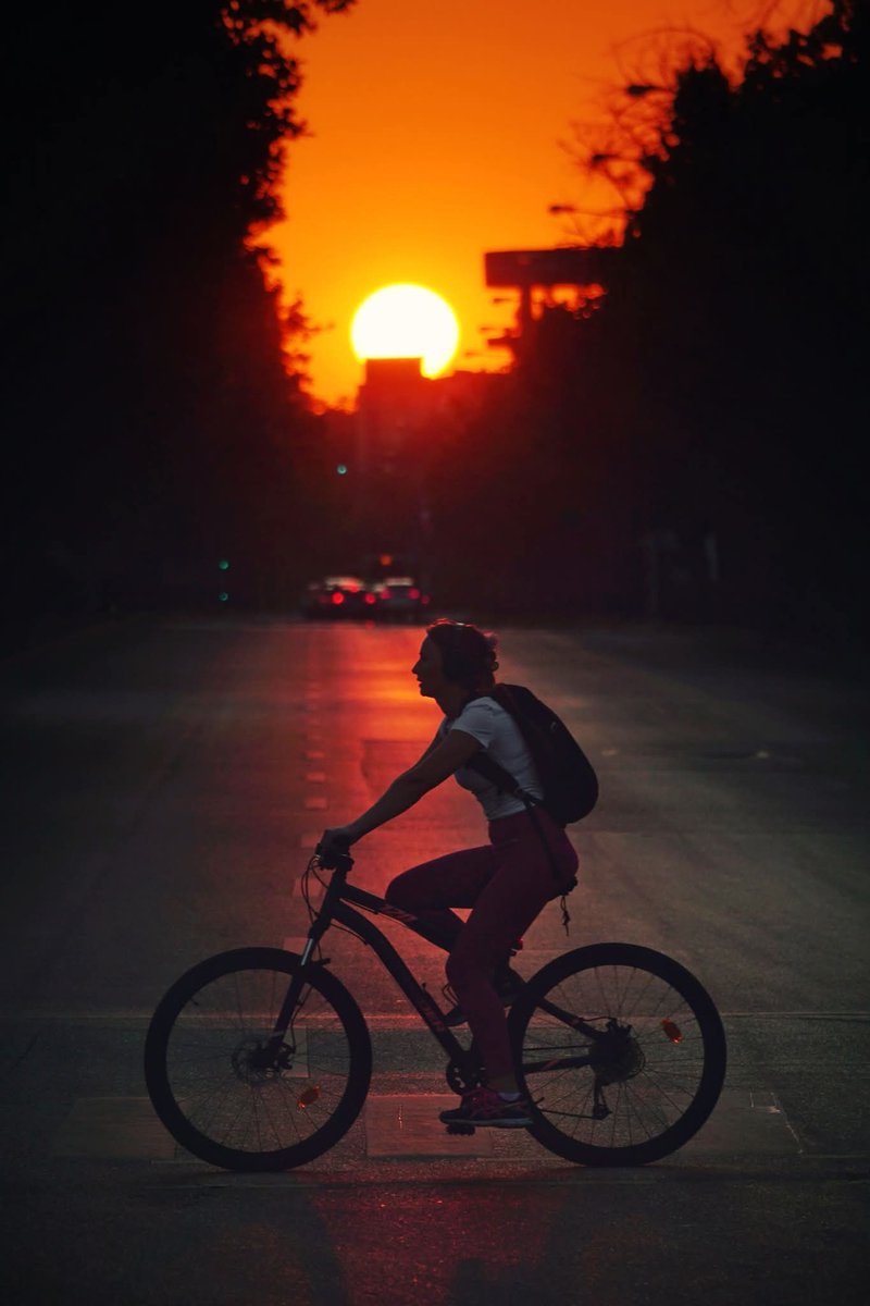 xyzwtf_55's tweet image. And i shall see u all tomorrow...
#photography
#photographer
#Bucharest
#heatwave 🇷🇴