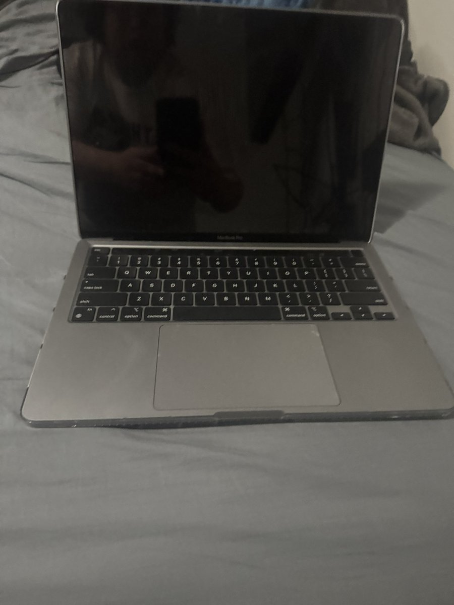 PanfGod's tweet image. Se vende. 
MacBook Pro finales 2020
iPad Pro 12.9 5ta generación 128gb
Nintendo switch
Ps5 1tb versión con disco
Pc (no se ve en las fotos)
Otros…

Info al dm

#ventas #ventasporwhatsapp #PlayStation #PlayStation5 #ps5 #apple #nintendo #ipad #MacBookPro #lima #peru
