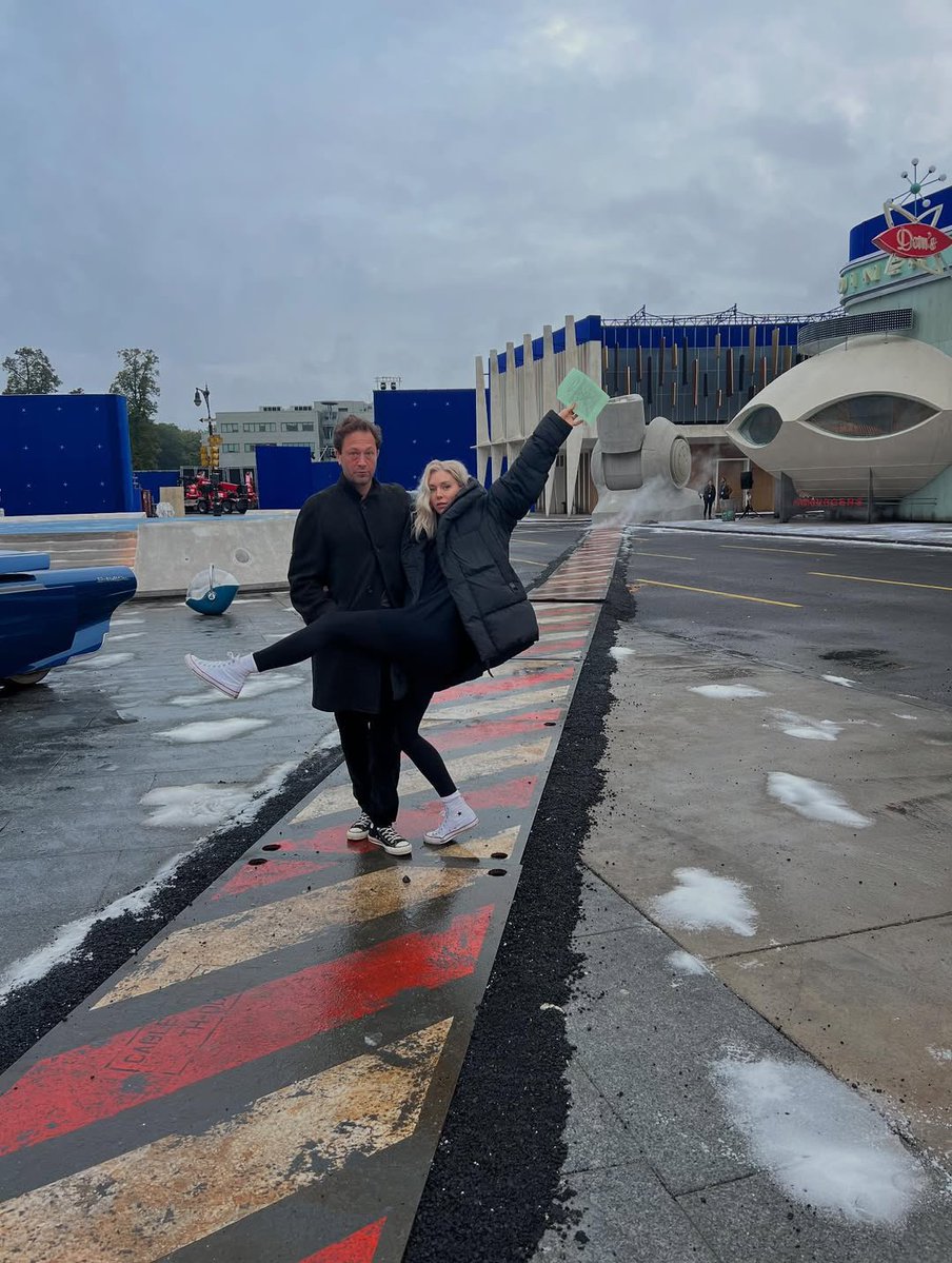 euolucasgeek's tweet image. Vanessa Kirby e Ebon Moss-Bachrach nos bastidores de #FantasticFour
