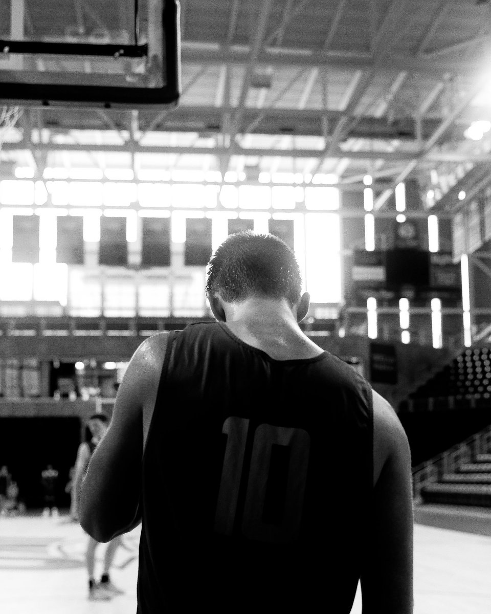 UNImbb's tweet image. Constant Work.

#EverLoyal | #1UNI | #Family | #UNIMBB125