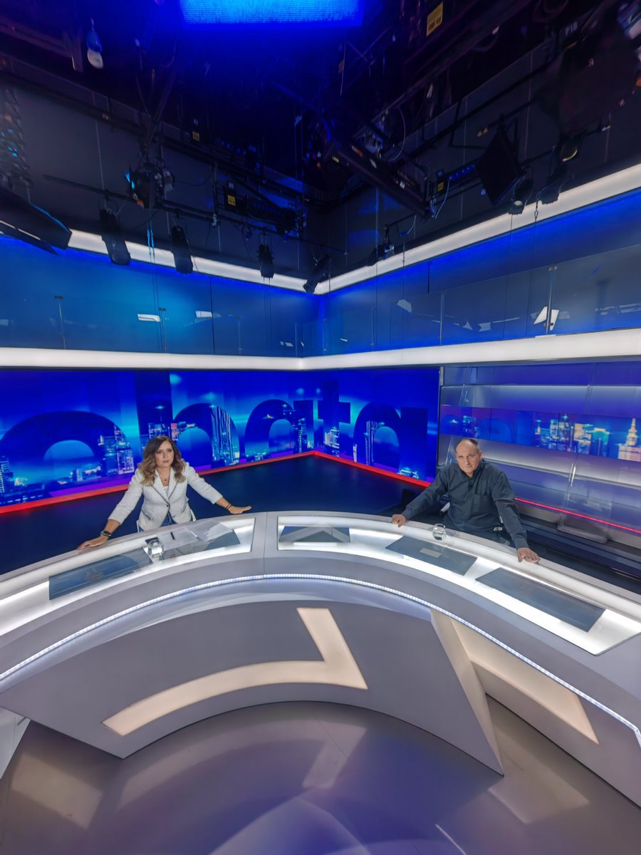 #debatagozdyry 
najpierw 
<a href="/pkukiz/">Paweł Kukiz</a> 

Potem 
<a href="/KarolinaZioloP/">Karolina Zioło-Pużuk</a> <a href="/__Lewica/">Lewica</a>
<a href="/BaszkaOli/">Barbara Oliwiecka Posłanka RP</a> <a href="/PL_2050/">Polska 2050</a>
<a href="/AKosztowniak/">Andrzej Kosztowniak</a> <a href="/pisorgpl/">Prawo i Sprawiedliwość</a>
<a href="/MeklerRafal/">Rafał Mekler</a> <a href="/KONFEDERACJA_/">Konfederacja</a>

<a href="/PolsatNewsPL/">PolsatNews.pl</a>