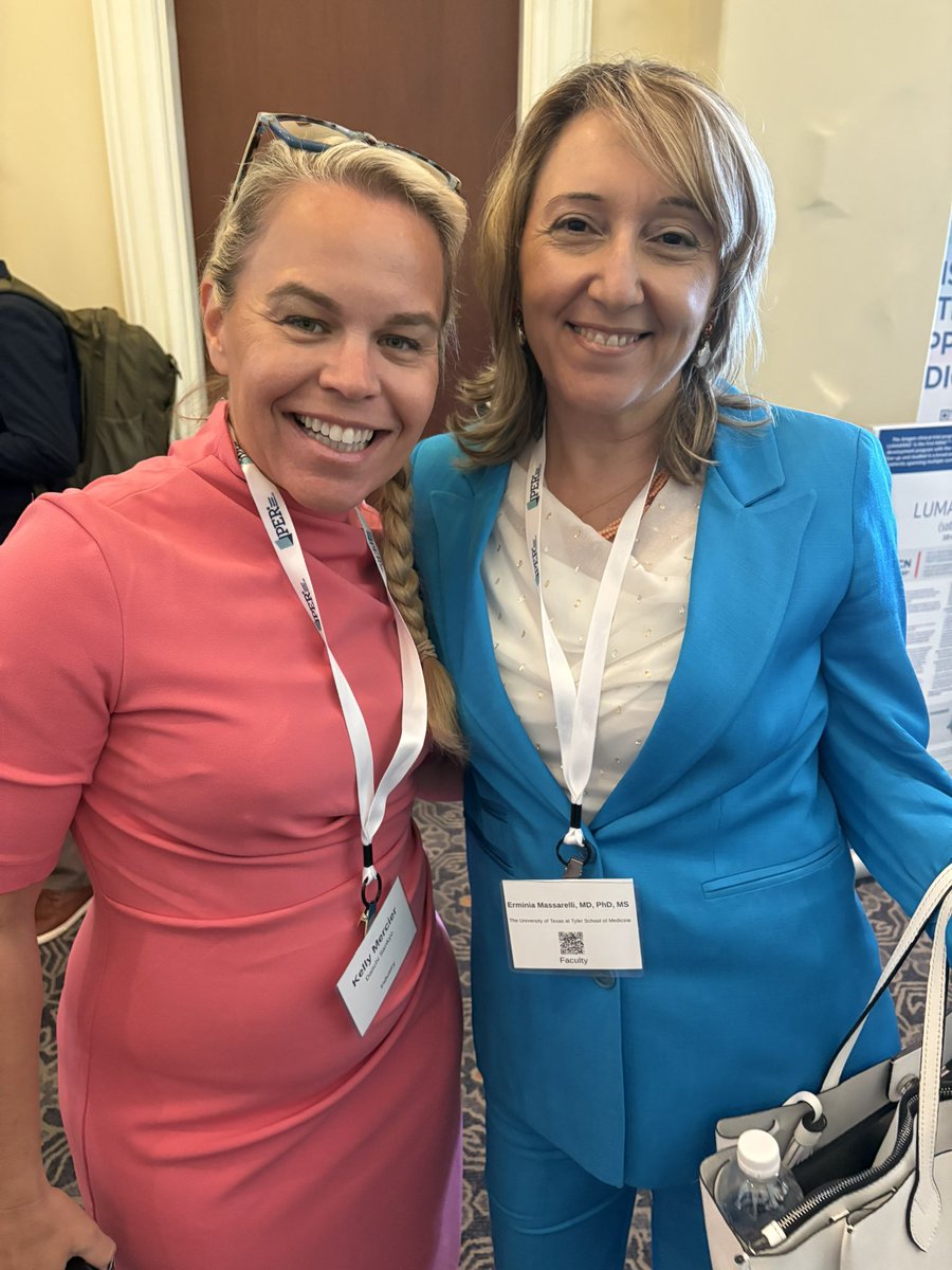 Kelly Mercier, Ph.D (@kellymercierph1) on Twitter photo The best feeling is seeing friends that you have lucky enough to work and you have somehow coordinated outfits! <a href="/ErminiaMassare1/">Erminia Massarelli</a> #ilcc2025 The best feeling is seeing friends that you have lucky enough to work and you have somehow coordinated outfits! <a href="/ErminiaMassare1/">Erminia Massarelli</a> #ilcc2025
