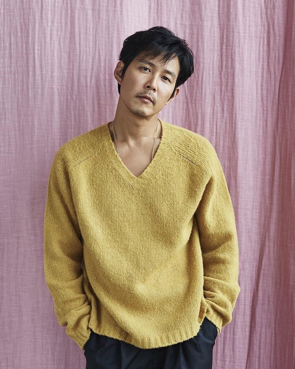 gihunlovebot's tweet image. JJ would be the perfect casting for a devil wears prada movie, and i will die on this hill