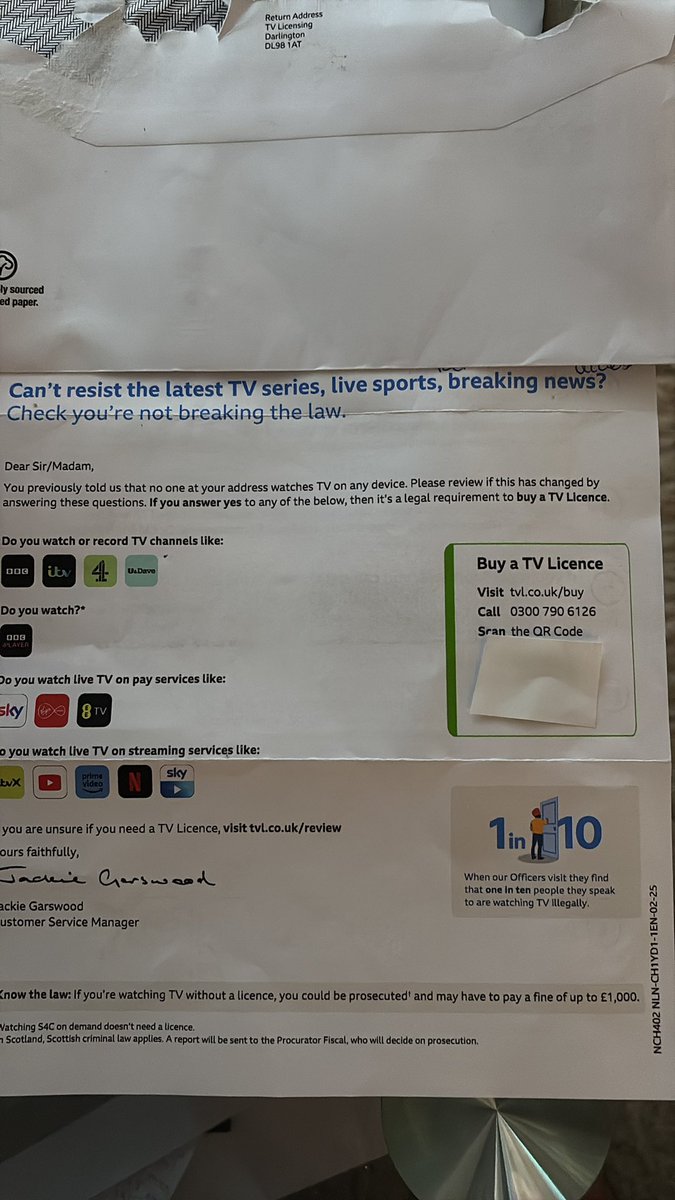 AndrewB92571306's tweet photo. @tvlicensing only 7 months after declaring don’t need a license I get this. Interestingly the Bold writing ( do you watch or record tv channels like) the shows BBC itv ch4. This doesn’t mention if live or on catch up. That is very misleading would you agree? https://t.co/1Rtf5TsJTO