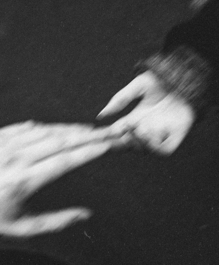ashley_r_oden's tweet image. Maybe it was too much
to believe we could stay together
how naive we were
thinking love was enough
Maybe one day
we’ll understand the tears
the pain of shaking voices
trembling hands
that fought so hard
to not let go
#vss365