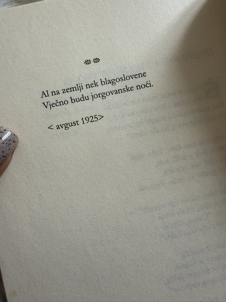 yehohanana's tweet image. Na kišni petak
Jesenjin, naravno.