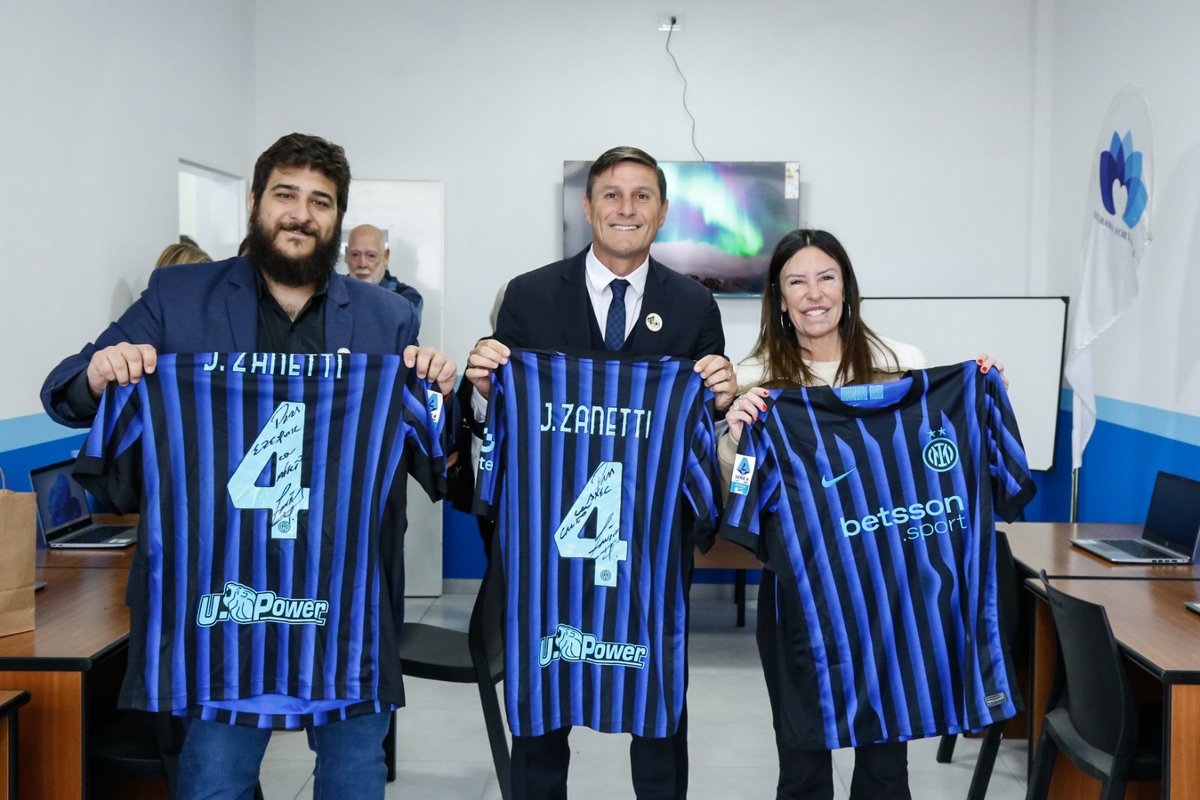 Trabajo PBA (@trabajopba) on Twitter photo #Lanús | Nuevo espacio de formación laboral
El Ministerio de Trabajo PBA, a través de IPFL, llevó adelante la firma de un convenio con la <a href="/FUNDACIONPUPI/">Fundación PUPI</a> para la creación de un nuevo CFL que garantice el derecho a una formación gratuita, inclusiva y de calidad en la PBA #Lanús | Nuevo espacio de formación laboral
El Ministerio de Trabajo PBA, a través de IPFL, llevó adelante la firma de un convenio con la <a href="/FUNDACIONPUPI/">Fundación PUPI</a> para la creación de un nuevo CFL que garantice el derecho a una formación gratuita, inclusiva y de calidad en la PBA