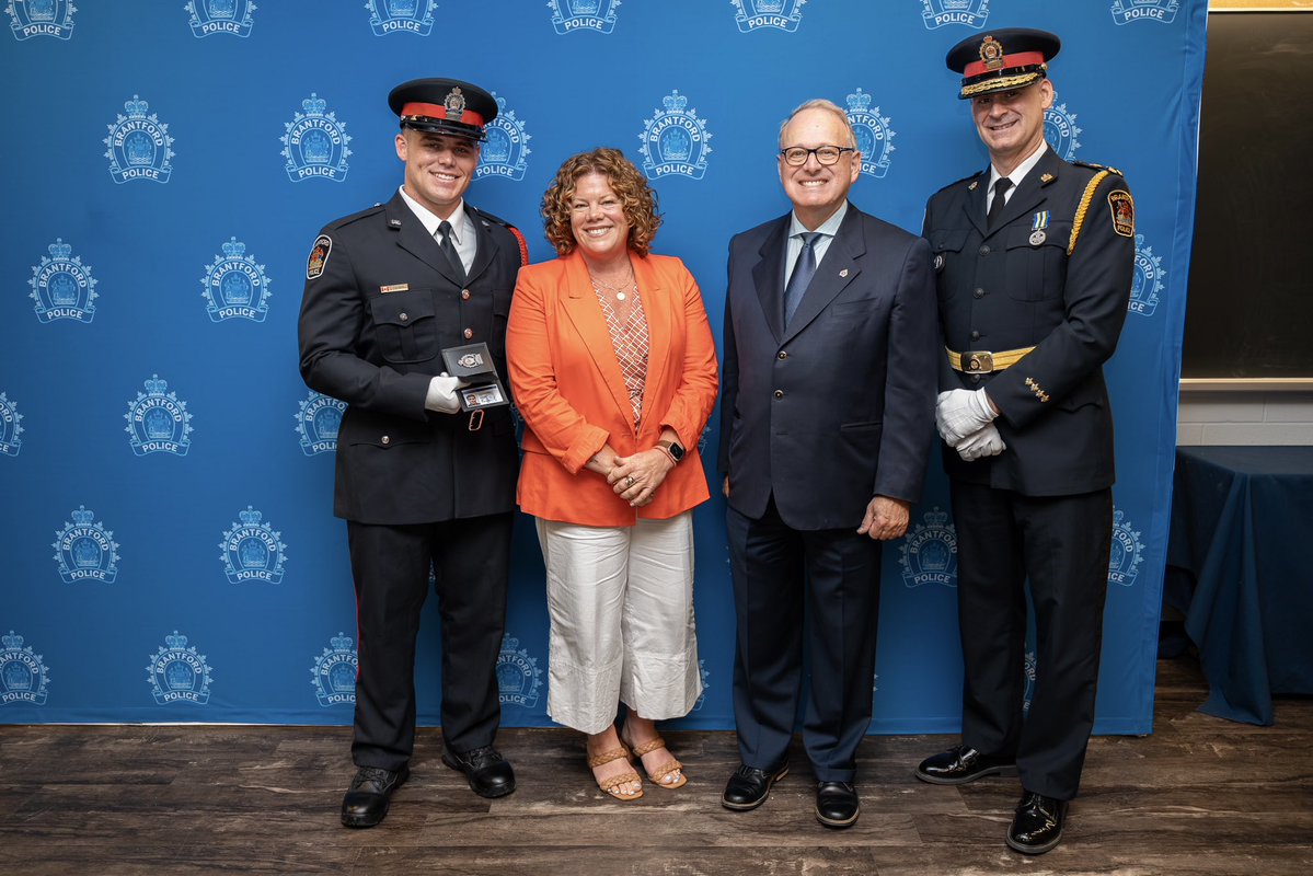 TeamKerzner's tweet image. Jason, Justin, Jacob, and Andrew,

It was a privilege to visit @BrantfordPolice to attend the badging ceremony for the newest members of Ontario’s policing family. Congratulations on this achievement. I wish you successful and fulfilling careers as you serve your community. On…