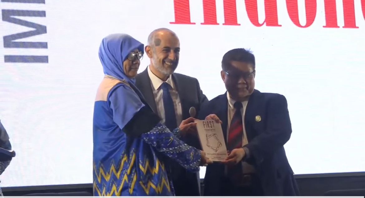 🇮🇩 We're incredibly proud to share insights from The International Seminar of Munas VI <a href="/jsitindonesia/">Humas JSIT Indonesia</a> 2025, where Mr. <a href="/2mbahgat/">Mohamed M Bahgat</a>, representing SeGa Group, showcased how ADLX is redefining education! 🎉 

#SeGa_Group
#FIRSTADLX 
#FIRSTeduGlobal 
#JSITIndonesia2025