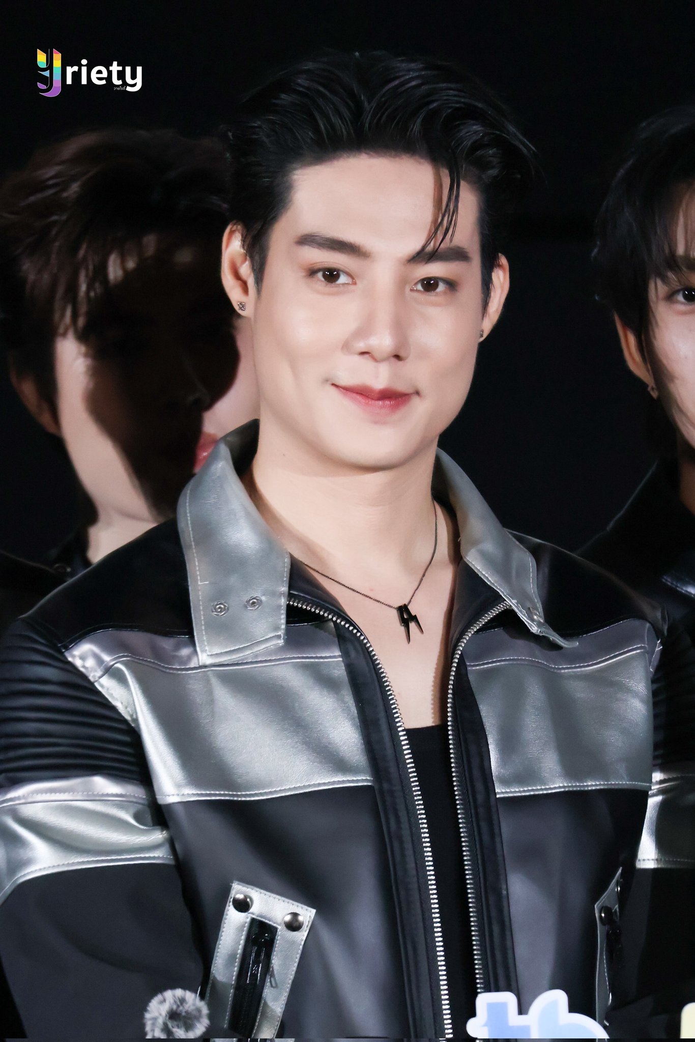 CHOBIN♥•*¨*•.¸♬︎ Chio_VT⚡🐰 on X: 