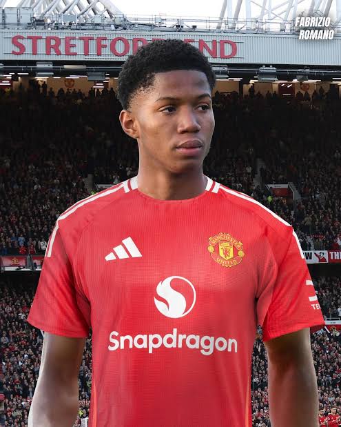 IamPrinceSanya2's tweet image. Chido is better than Hojlund, Man united don't need to buy they need to just trust Chido