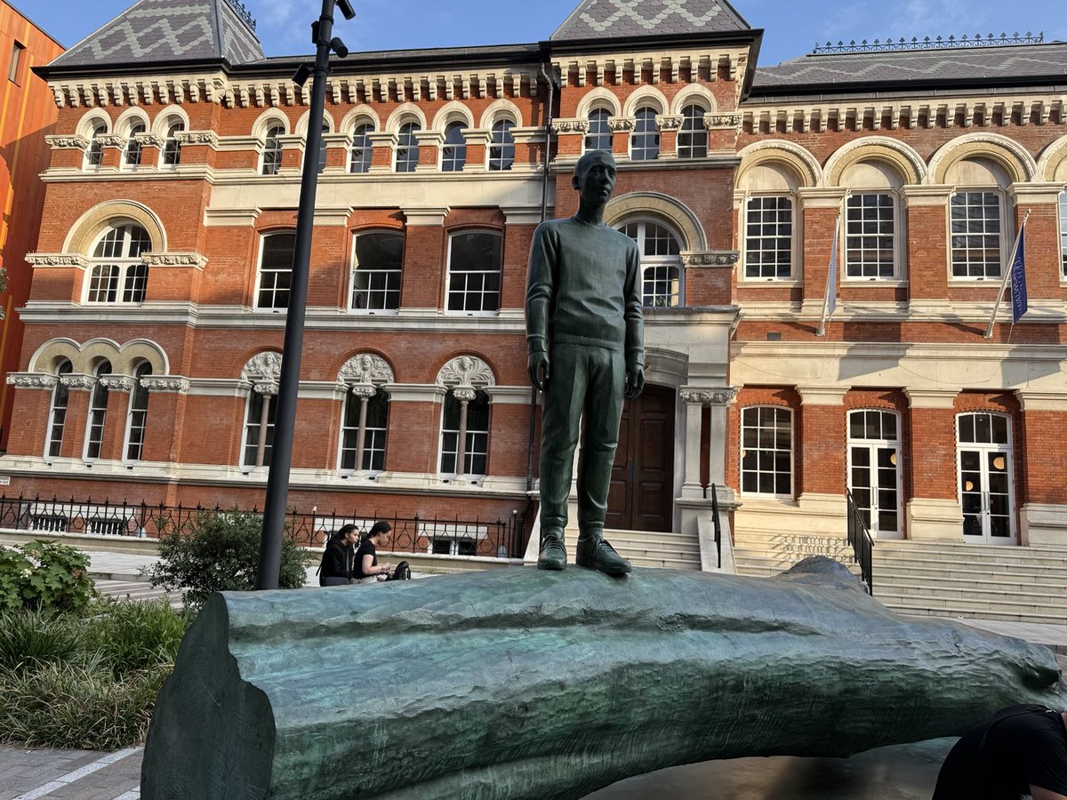 Statue, near Elephant and Castle, South London