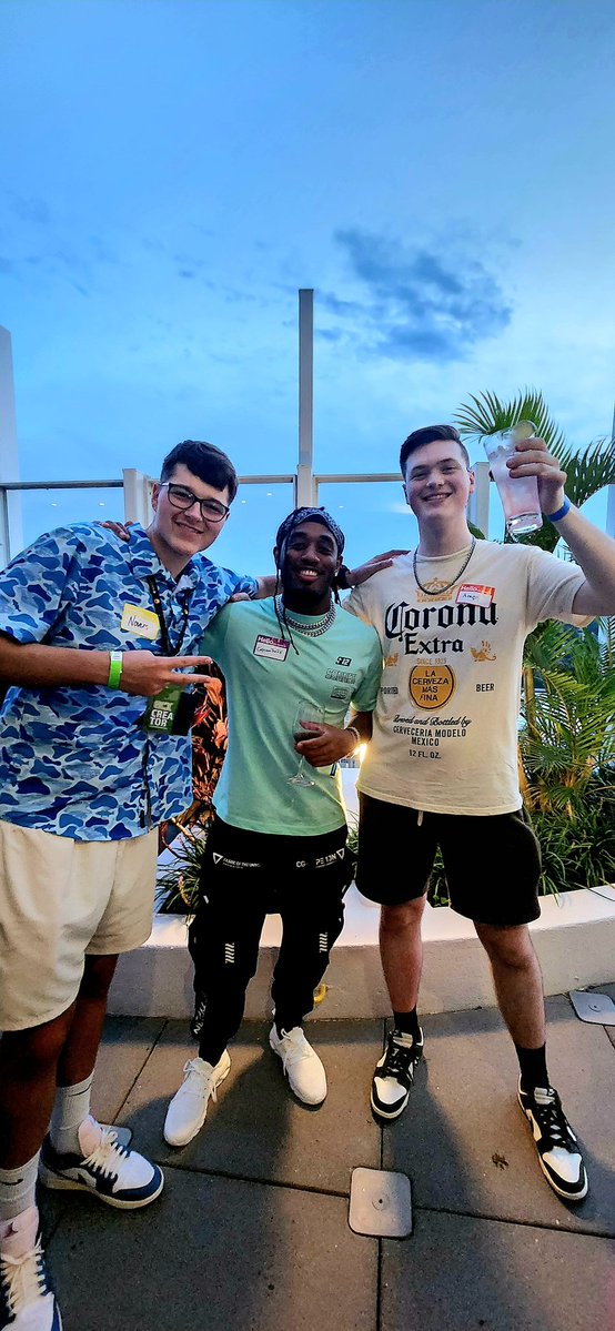 CapcomTheRN (@capcomthern) on Twitter photo Yesterday with beautiful people π€πΎπππ« <a href="/SirMaestro7/">SM7</a> <a href="/PownerOnTwitch/">Powner @ GCX</a> <a href="/krausader/">Krausader @ GCX 2025</a> <a href="/AtlasZLR/">Atlas</a> <a href="/SpiritXO__/">SpiritXO_ πGCX 2025 π΄</a> <a href="/CaseyRoo_/">Caseyroo π GCX (Artist Alley booth 300!)</a> <a href="/A_dmg04/">dmg 04</a> <a href="/thesarebear4/">sarebear4 π GCX</a> <a href="/AmpsGG/">Amps βοΈGCX</a> <a href="/BeepicXi/">Beepic π π΄ GCX 2025 π΄</a> <a href="/ProfessorJive/">professorjive.bsky.social</a> <a href="/SeraphimRed/">SeraphimRed @ GCX</a> <a href="/AndowsDan/">Andowsdan β‘οΈ GCX</a> Yesterday with beautiful people π€πΎπππ« <a href="/SirMaestro7/">SM7</a> <a href="/PownerOnTwitch/">Powner @ GCX</a> <a href="/krausader/">Krausader @ GCX 2025</a> <a href="/AtlasZLR/">Atlas</a> <a href="/SpiritXO__/">SpiritXO_ πGCX 2025 π΄</a> <a href="/CaseyRoo_/">Caseyroo π GCX (Artist Alley booth 300!)</a> <a href="/A_dmg04/">dmg 04</a> <a href="/thesarebear4/">sarebear4 π GCX</a> <a href="/AmpsGG/">Amps βοΈGCX</a> <a href="/BeepicXi/">Beepic π π΄ GCX 2025 π΄</a> <a href="/ProfessorJive/">professorjive.bsky.social</a> <a href="/SeraphimRed/">SeraphimRed @ GCX</a> <a href="/AndowsDan/">Andowsdan β‘οΈ GCX</a>