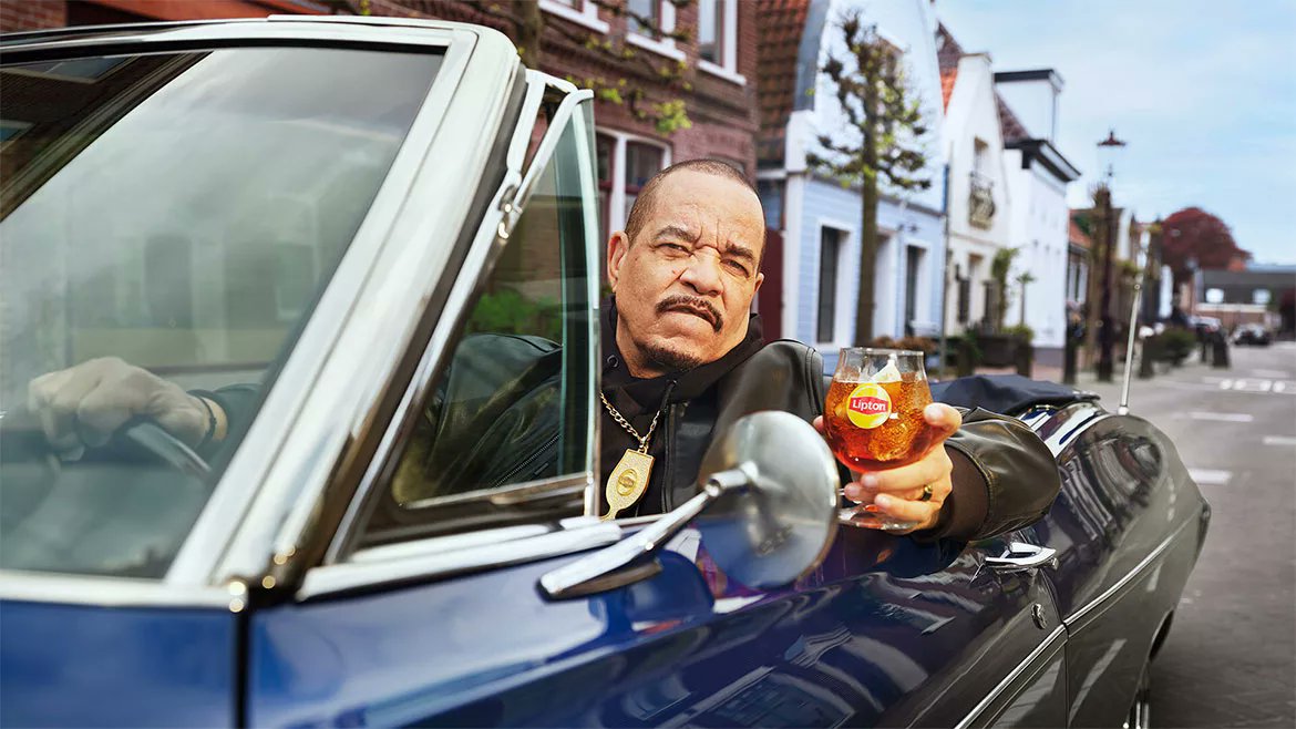 BeverageInd's tweet image. One category that fared well, though, was refrigerated teas, which saw sales up 5.1%, totaling $1.7 billion with volume up slightly at 0.5%. #BeverageIndustry #Tea #IcedTea #RTD
Image courtesy of @Lipton
brnw.ch/21wUqRb