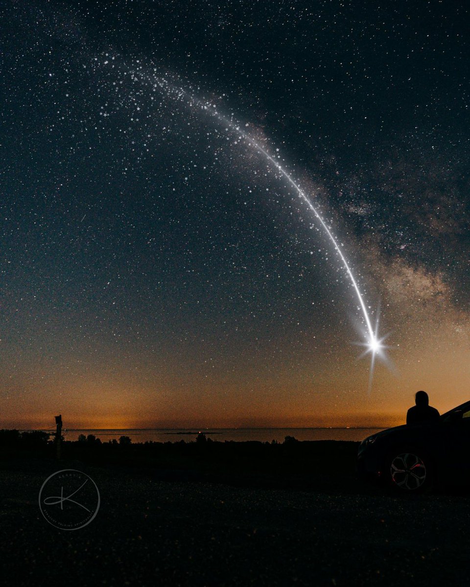 iamkerryk's tweet image. That stillness you feel?
Like the air is holding its breath?
It’s not just you.
Something’s coming.
The veil is thinning.
Reality is shifting.
This is the quiet
before they come.
If you know, you know.
This isn’t the end.
It’s the opening.