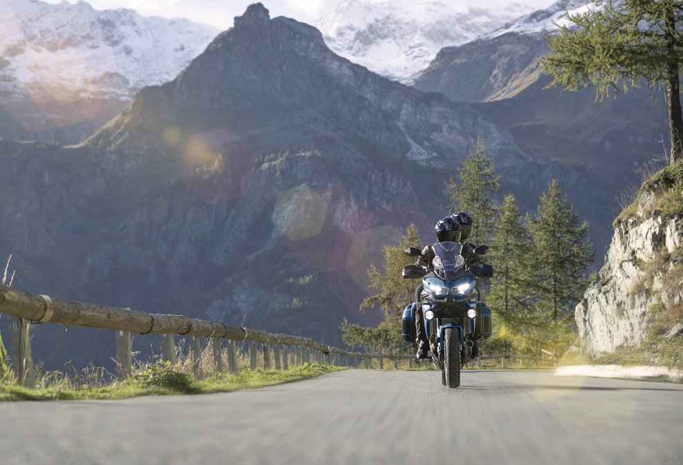 Kawasaki has lightly updated its Versys 650 for 2026, with availability starting mid-August. visordown.com/news/2026-kawa…