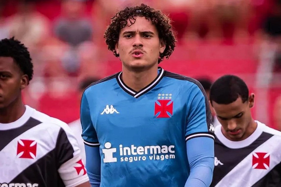 dailydragoes's tweet image. FC Porto prepara uma nova proposta por Phillipe Gabriel, guarda-redes de 19 anos do Vasco, informa @andrehernan.