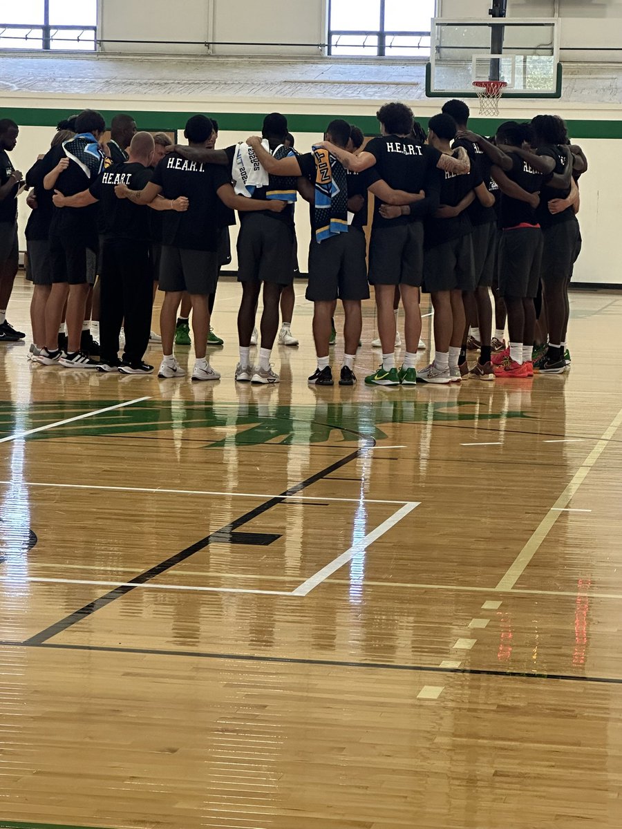 IamCW1LL's tweet image. Took a drive up 35 N to Denton to check out summer workouts at UNT. Two words on the Walk-In “High Energy”!!!!
