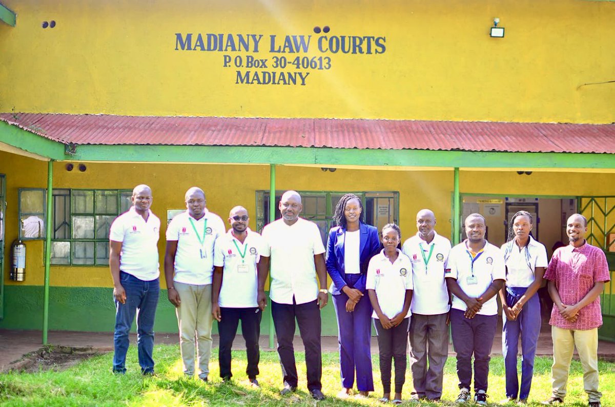 OAmollo's tweet image. Paid A Courtesy Call At Madiany Law Courts &amp;amp; Received By RM Hon Joy Ayieta &amp;amp; Her Staff, On This Day Of International Day For Judicial Welfare. Madiany Was The 1st Court Done By CDF In Kenya Under CDF-Judiciary Partnership. Congratulations For Outstanding Performance 👏🏾👏🏾👏🏾