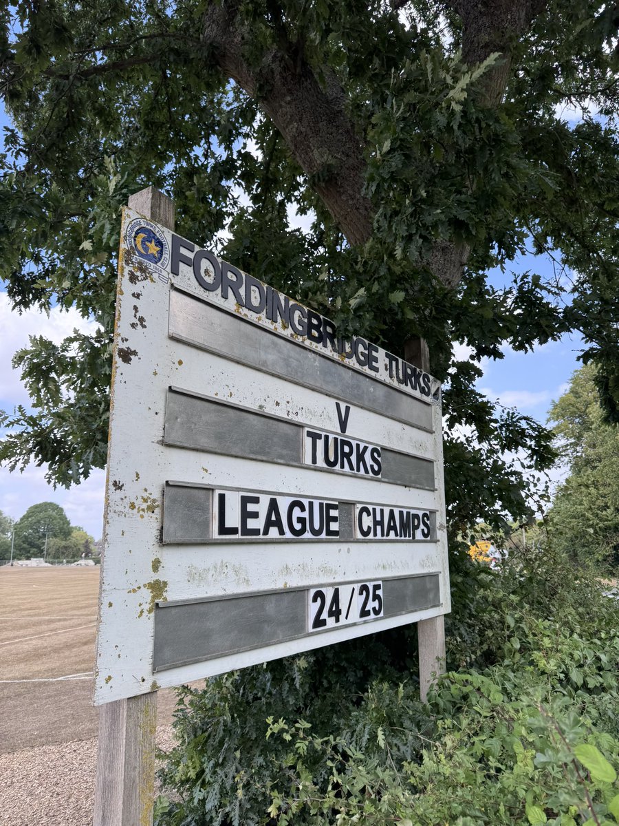 Here we go again! It’s our first pre season game tomorrow as we travel to our good friends at <a href="/Stockbridge_FC/">Stockbridge FC</a> 🇹🇷 

📍 Stockbridge Rec, High Street, Stockbridge Rec, SO20 6EU

⏰ 2pm KO 

All support welcome ⚽️

#UTT 🇹🇷